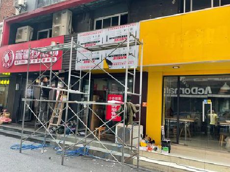 温县制作广告招牌如何避免它发黄？